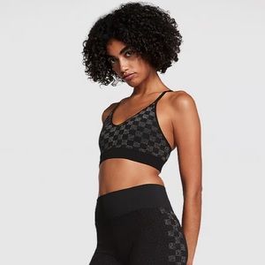 NWT Pink Seamless Sport Bra